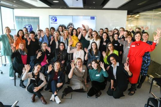 ESTEAM Fests and Communities for girls and women - European Commission